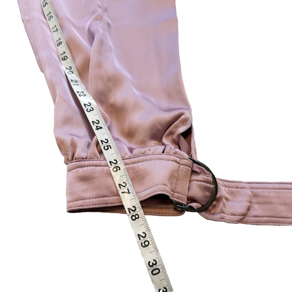 Bebe Size 12 Natural Waist Stud Detail Satin Jogger Pant Pink Cargo Pockets NWT - Picture 4 of 16